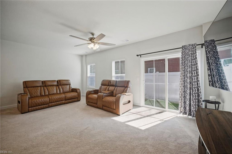 Photo 6 of 34 residential for sale in Chesapeake virginia Photo 6 of 34 residential for sale in Chesapeake virginia