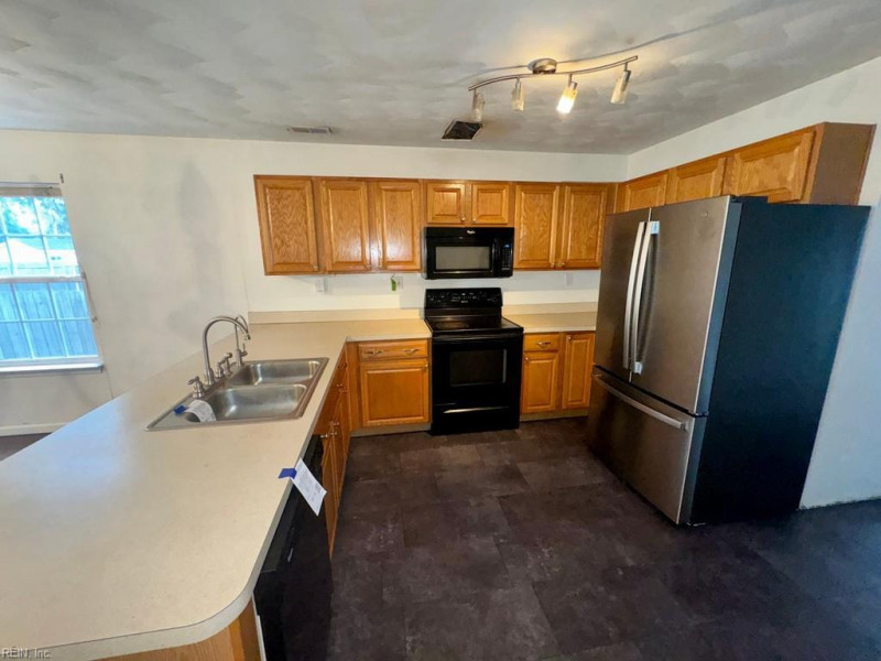 Photo 6 of 18 residential for sale in Norfolk virginia Photo 6 of 18 residential for sale in Norfolk virginia
