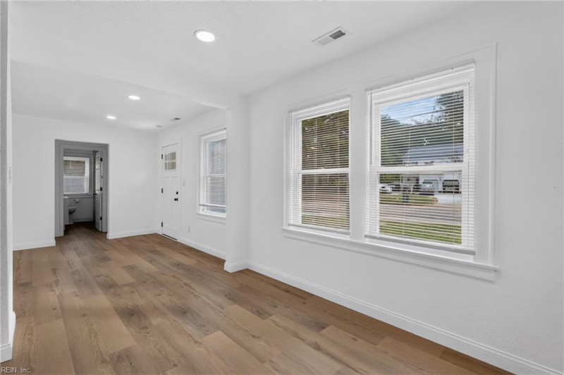 Photo 7 of 25 residential for sale in Norfolk virginia Photo 7 of 25 residential for sale in Norfolk virginia