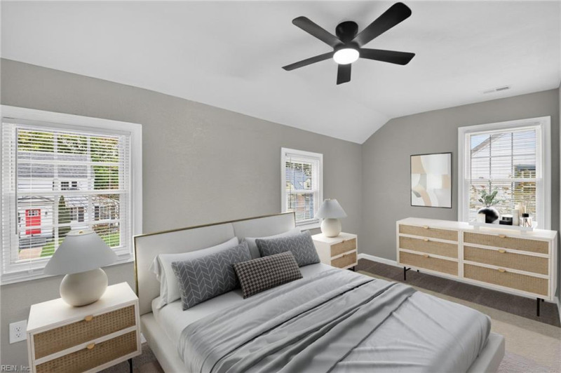 Photo 27 of 37 residential for sale in Portsmouth virginia