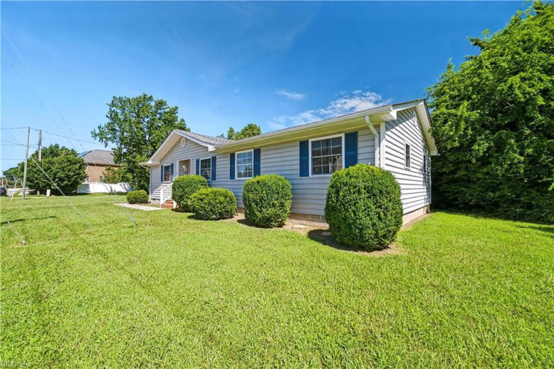 Photo 3 of 24 residential for sale in Hampton virginia
