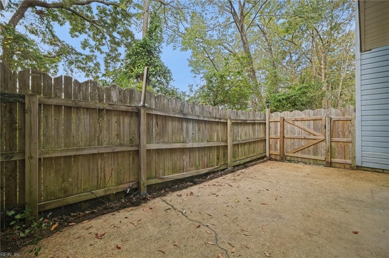 Photo 33 of 37 residential for sale in Virginia Beach virginia Photo 33 of 37 residential for sale in Virginia Beach virginia