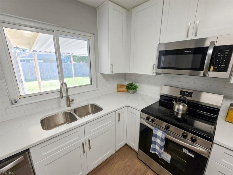 Photo 4 of 23 residential for sale in Virginia Beach virginia Photo 4 of 23 residential for sale in Virginia Beach virginia