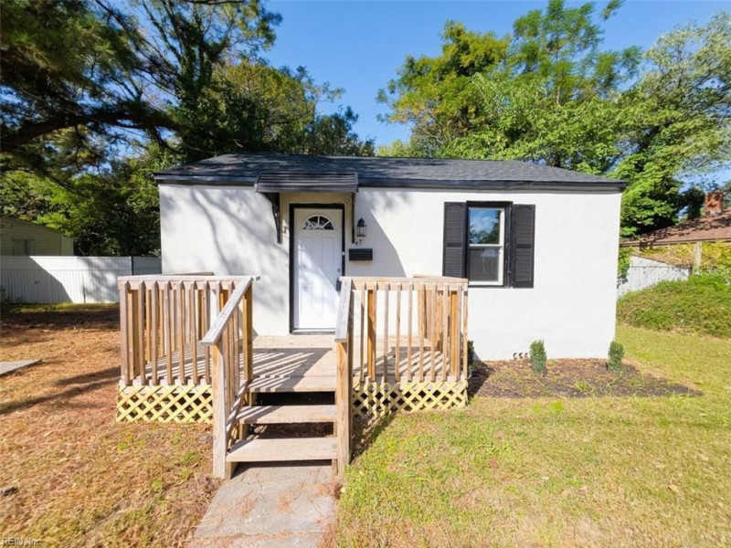 Photo 12 of 16 residential for sale in Portsmouth virginia Photo 12 of 16 residential for sale in Portsmouth virginia