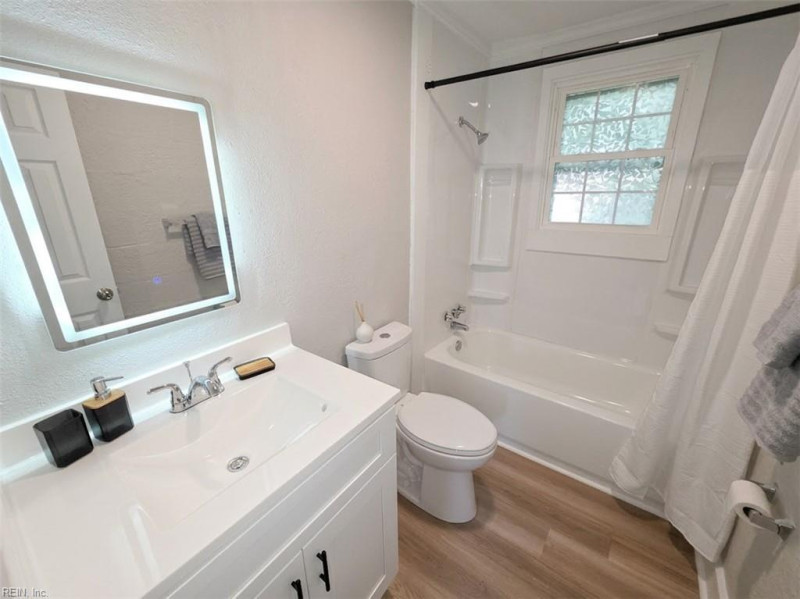 Photo 9 of 16 residential for sale in Portsmouth virginia Photo 9 of 16 residential for sale in Portsmouth virginia