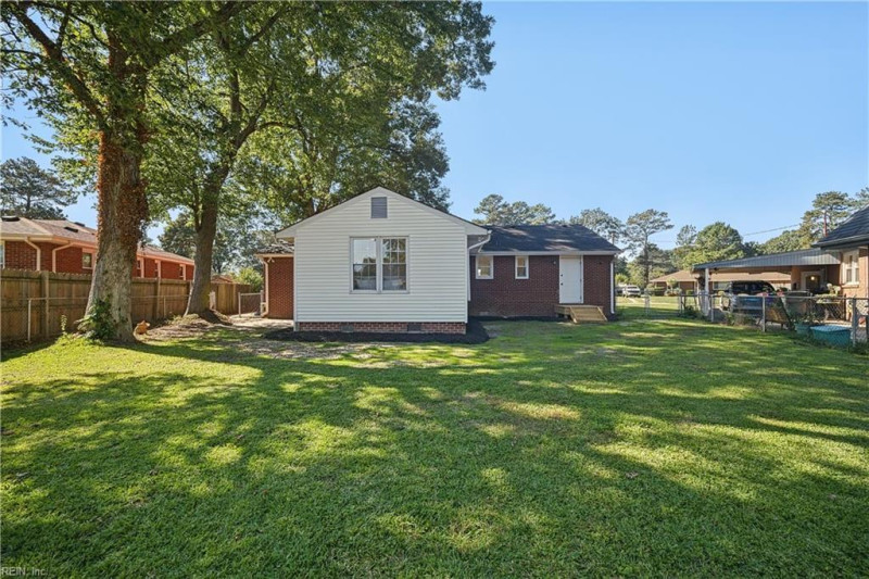 Photo 32 of 38 residential for sale in Norfolk virginia Photo 32 of 38 residential for sale in Norfolk virginia