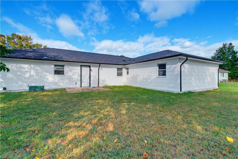 Photo 31 of 35 residential for sale in Chesapeake virginia