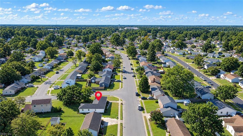 Photo 32 of 35 residential for sale in Chesapeake virginia