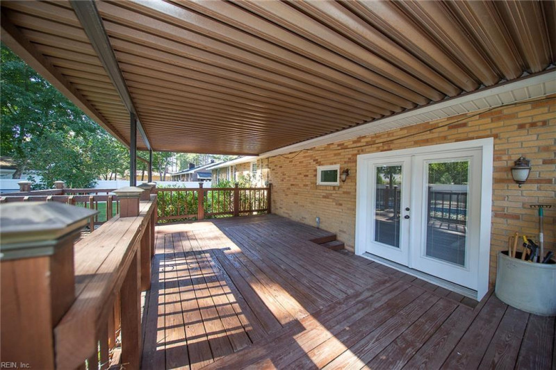 Photo 28 of 37 residential for sale in Portsmouth virginia