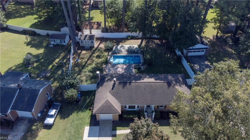 Photo 33 of 37 residential for sale in Portsmouth virginia
