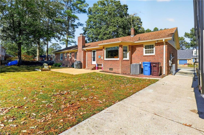 Photo 13 of 49 residential for sale in Chesapeake virginia Photo 13 of 49 residential for sale in Chesapeake virginia