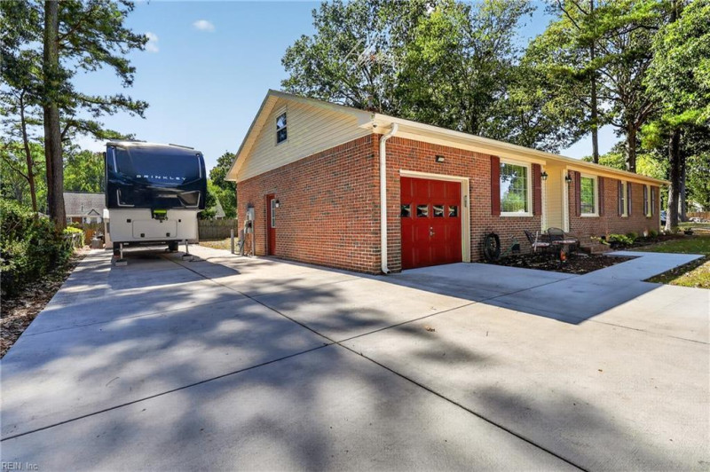 Photo 6 of 49 residential for sale in Chesapeake virginia Photo 6 of 49 residential for sale in Chesapeake virginia