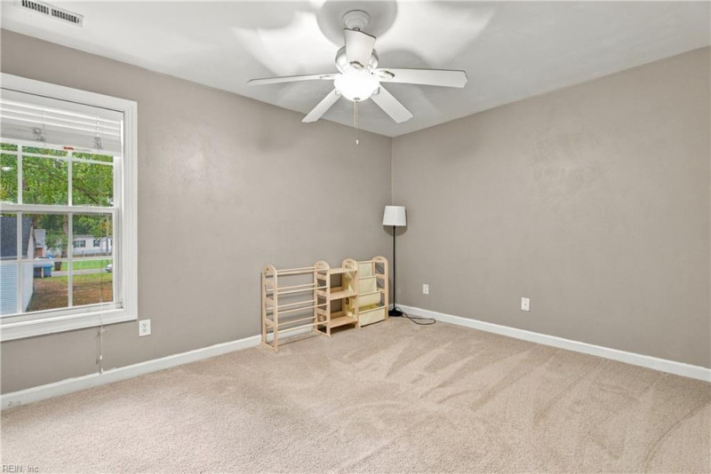 Photo 24 of 31 residential for sale in Chesapeake virginia