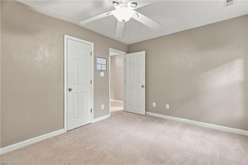 Photo 25 of 31 residential for sale in Chesapeake virginia