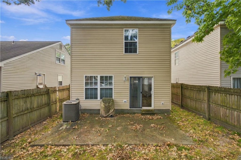 Photo 26 of 31 residential for sale in Chesapeake virginia