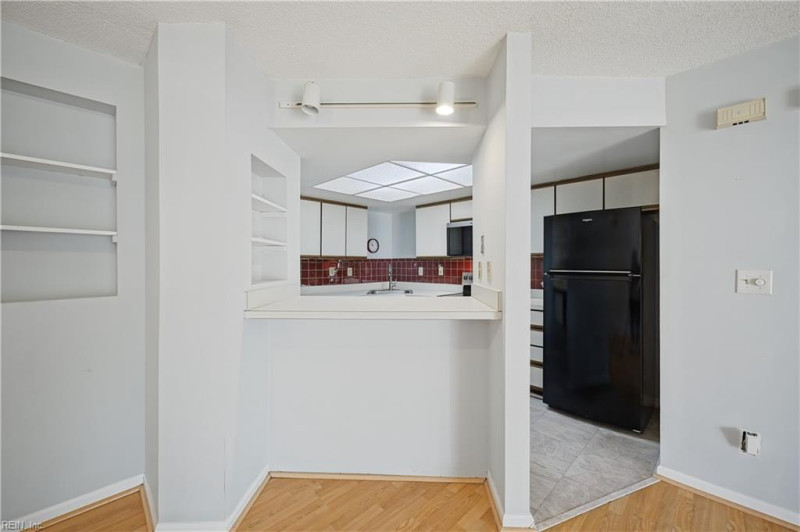 Photo 10 of 25 residential for sale in Virginia Beach virginia