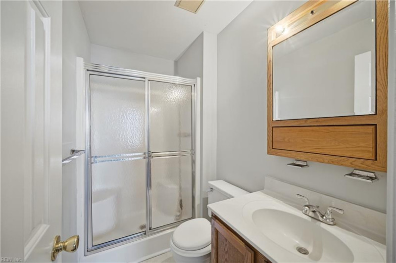 Photo 18 of 25 residential for sale in Virginia Beach virginia