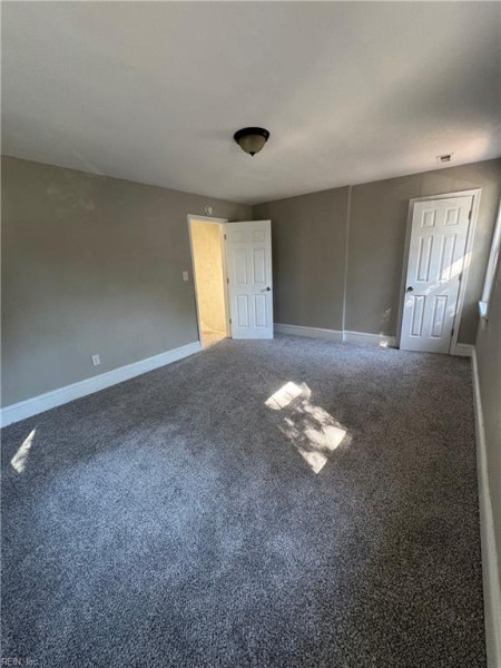 Photo 14 of 22 residential for sale in Portsmouth virginia