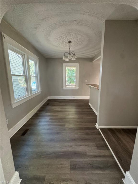Photo 19 of 22 residential for sale in Portsmouth virginia