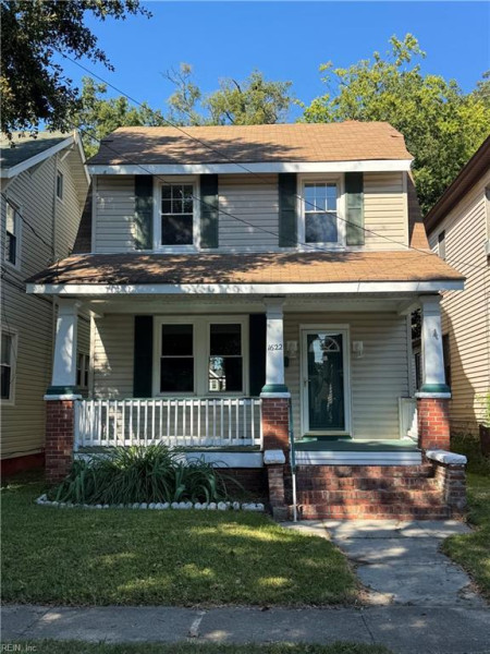 Photo 2 of 22 residential for sale in Portsmouth virginia