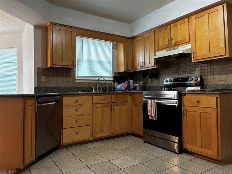 Photo 4 of 14 residential for sale in Virginia Beach virginia Photo 4 of 14 residential for sale in Virginia Beach virginia