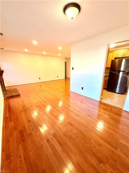 Photo 7 of 25 residential for sale in Virginia Beach virginia Photo 7 of 25 residential for sale in Virginia Beach virginia