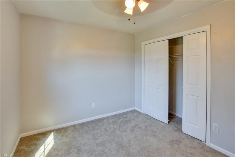 Photo 17 of 38 residential for sale in Chesapeake virginia Photo 17 of 38 residential for sale in Chesapeake virginia