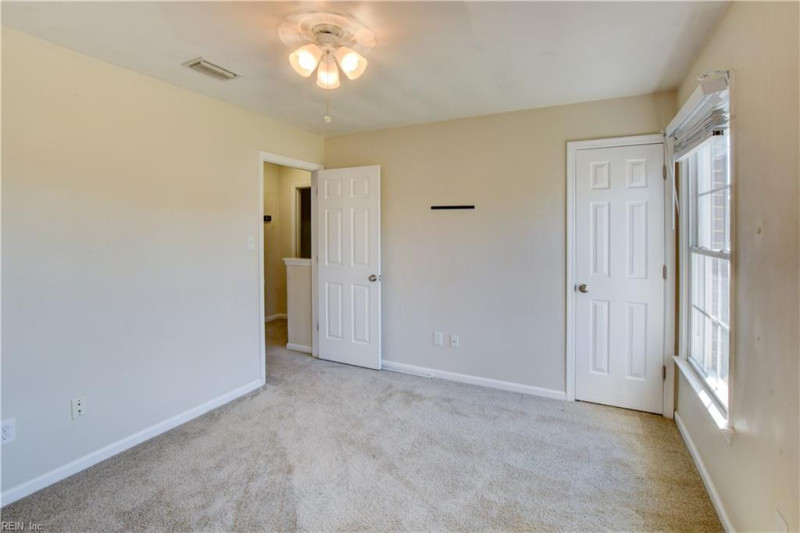 Photo 26 of 38 residential for sale in Chesapeake virginia Photo 26 of 38 residential for sale in Chesapeake virginia