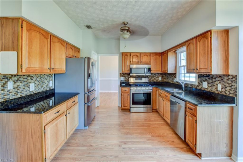 Photo 8 of 38 residential for sale in Chesapeake virginia Photo 8 of 38 residential for sale in Chesapeake virginia