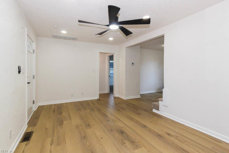 Photo 10 of 19 residential for sale in Norfolk virginia Photo 10 of 19 residential for sale in Norfolk virginia