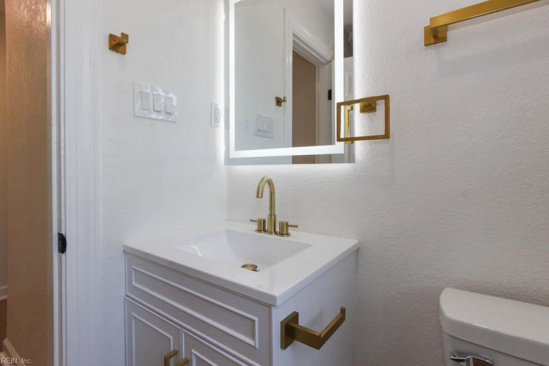 Photo 14 of 19 residential for sale in Norfolk virginia Photo 14 of 19 residential for sale in Norfolk virginia