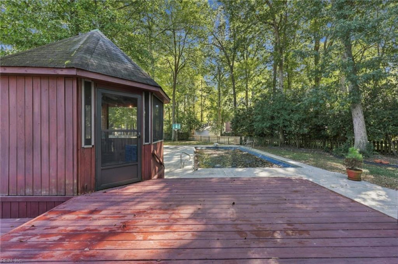 Photo 34 of 40 residential for sale in Chesapeake virginia Photo 34 of 40 residential for sale in Chesapeake virginia