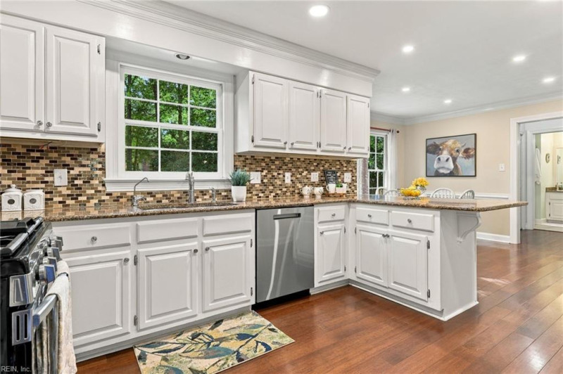 Photo 6 of 40 residential for sale in Chesapeake virginia Photo 6 of 40 residential for sale in Chesapeake virginia