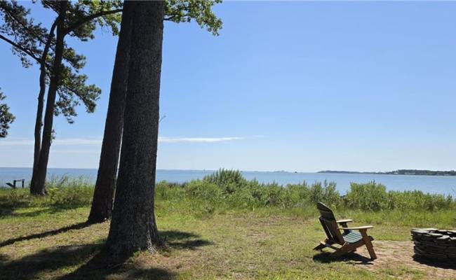 816 Ship Point Road, York County, VA 23692