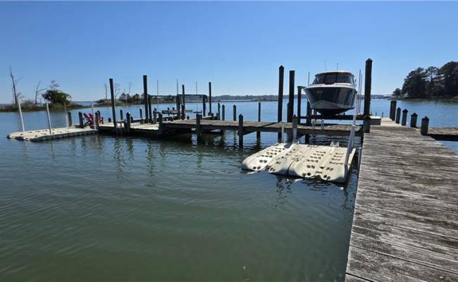 816 Ship Point Road, York County, VA 23692