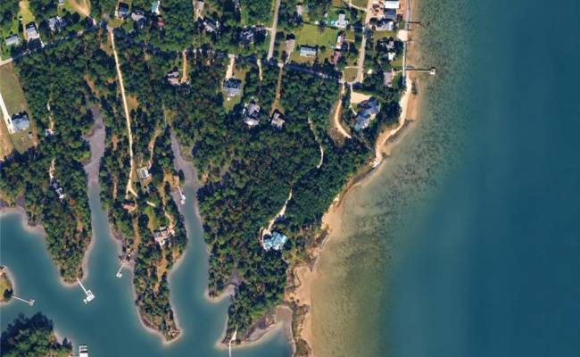 816 Ship Point Road, York County, VA 23692