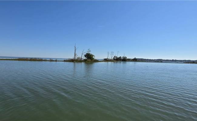816 Ship Point Road, York County, VA 23692