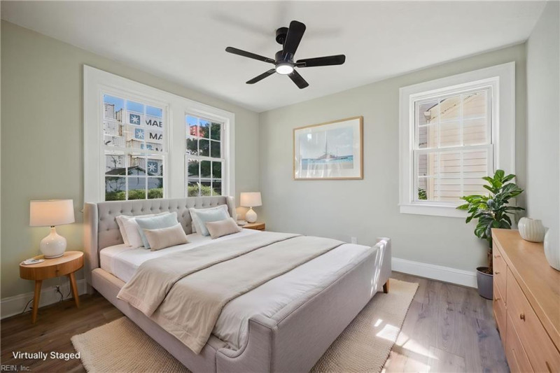 Photo 20 of 39 residential for sale in Portsmouth virginia