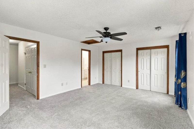 Photo 16 of 36 residential for sale in Virginia Beach virginia