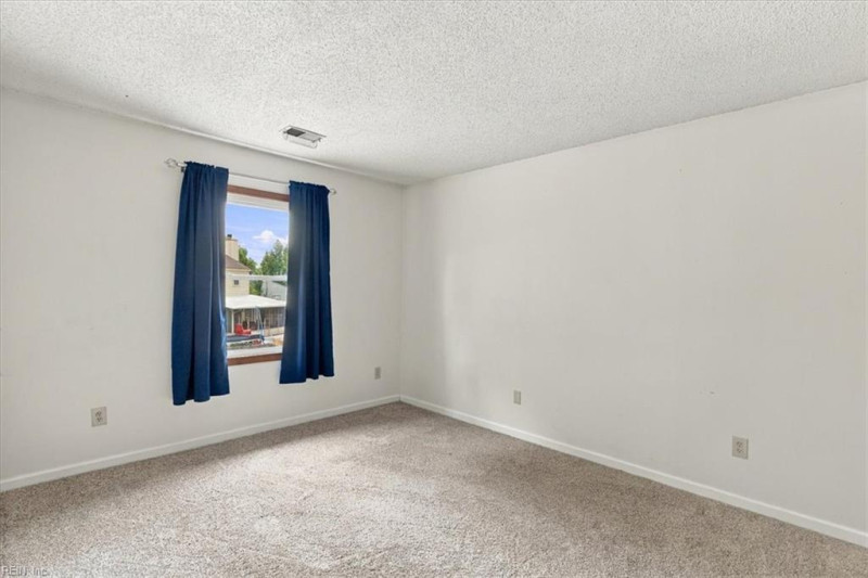 Photo 19 of 36 residential for sale in Virginia Beach virginia