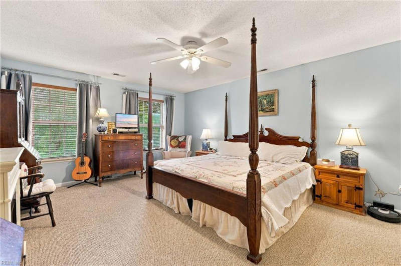 Photo 22 of 50 residential for sale in Chesapeake virginia