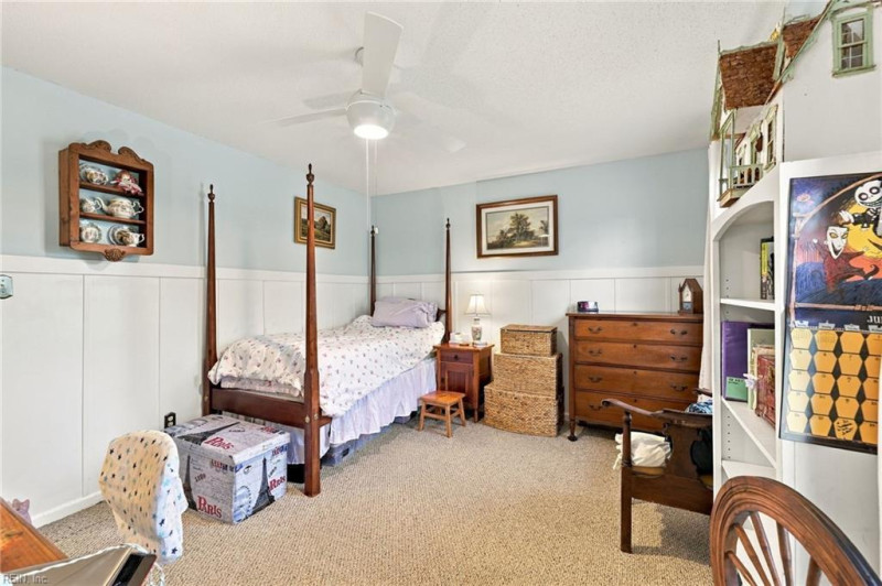 Photo 30 of 50 residential for sale in Chesapeake virginia