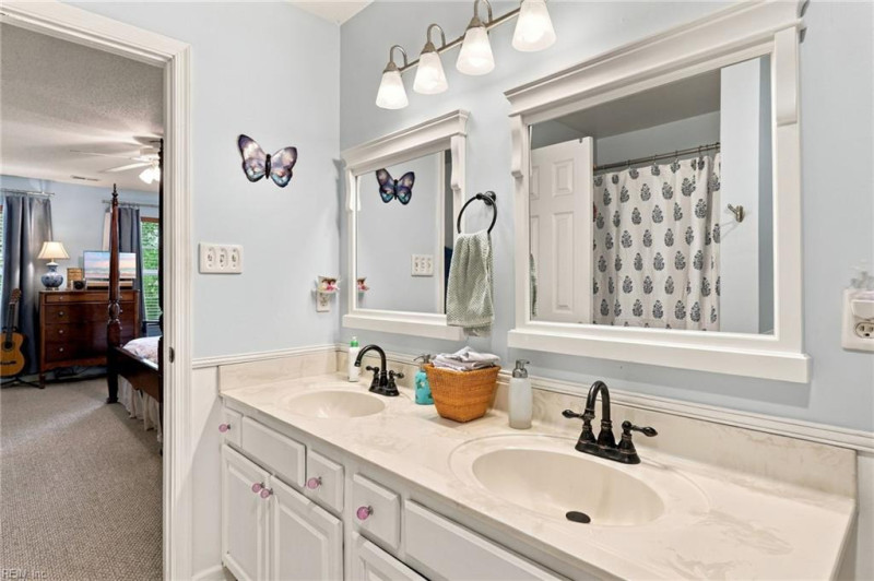Photo 39 of 50 residential for sale in Chesapeake virginia