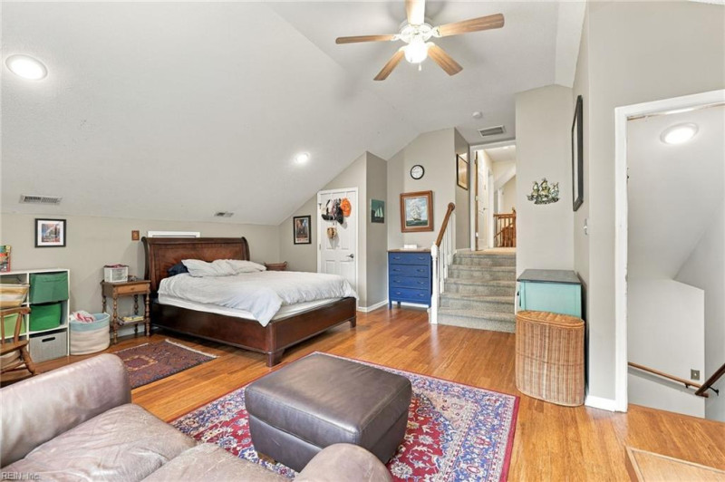 Photo 41 of 50 residential for sale in Chesapeake virginia