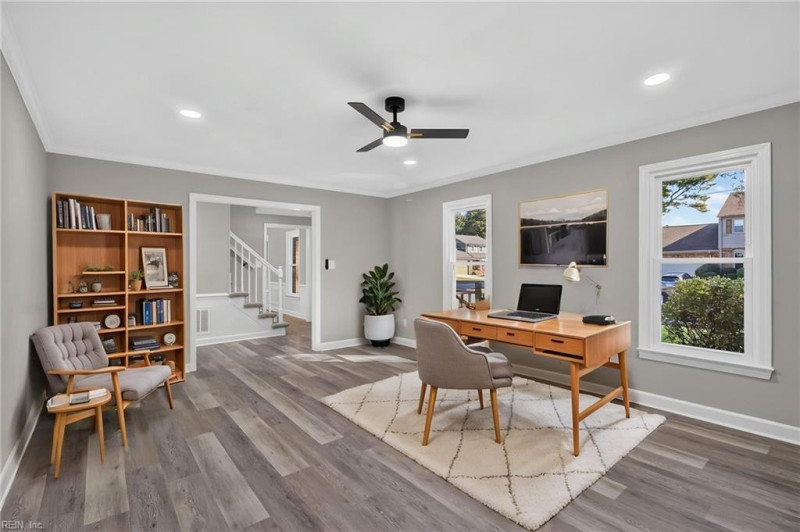 Photo 11 of 33 residential for sale in Virginia Beach virginia