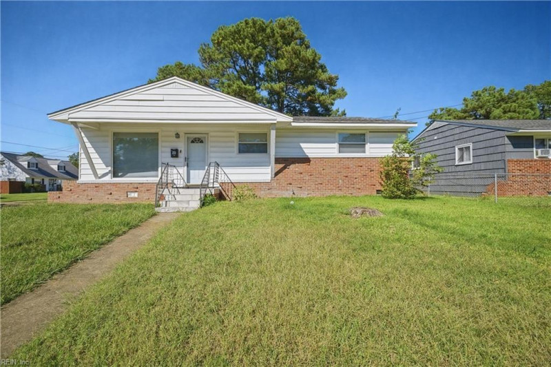 Photo 1 of 27 residential for sale in Norfolk virginia
