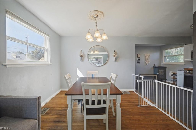 Photo 10 of 27 residential for sale in Norfolk virginia