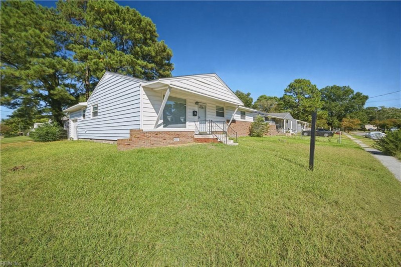 Photo 2 of 27 residential for sale in Norfolk virginia