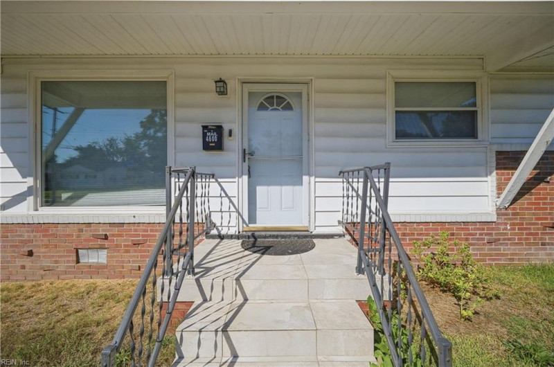 Photo 4 of 27 residential for sale in Norfolk virginia