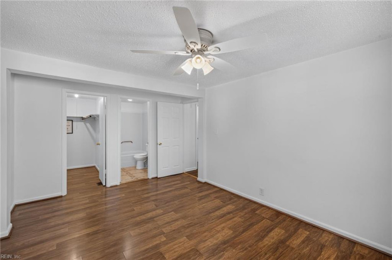 Photo 15 of 23 residential for sale in Virginia Beach virginia